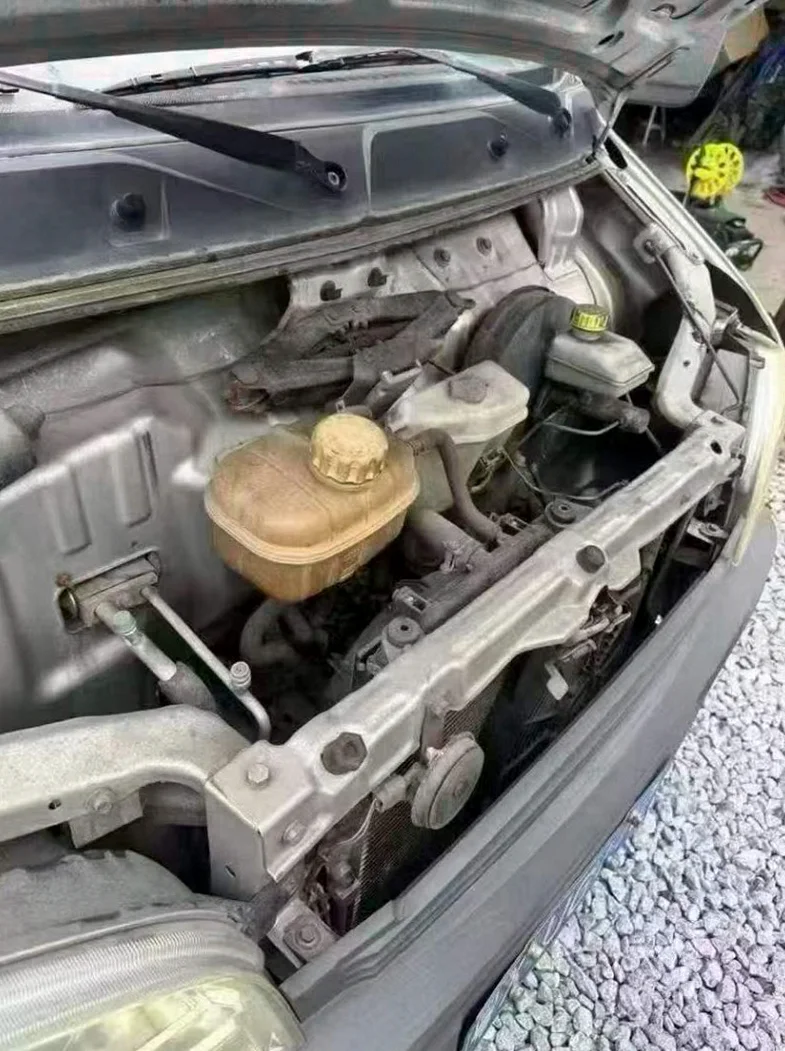 五菱汽车新卡 后面外观三