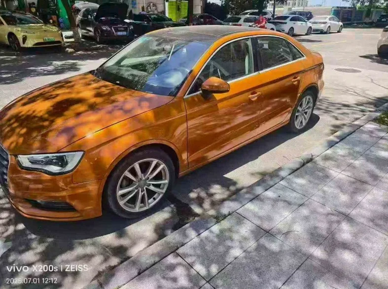 奥迪A3 正面外观三