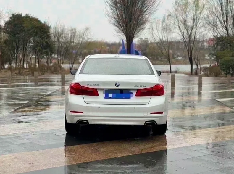 宝马5系 内饰前排