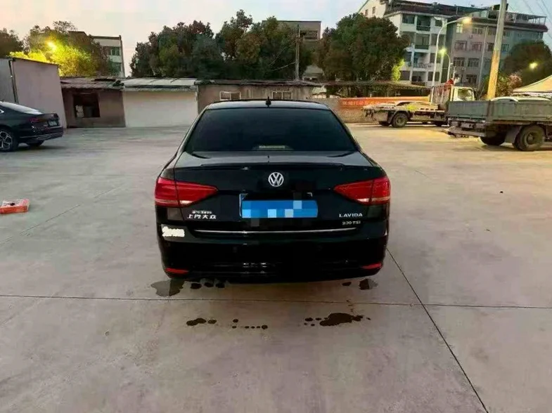 大众朗逸 驾驶室