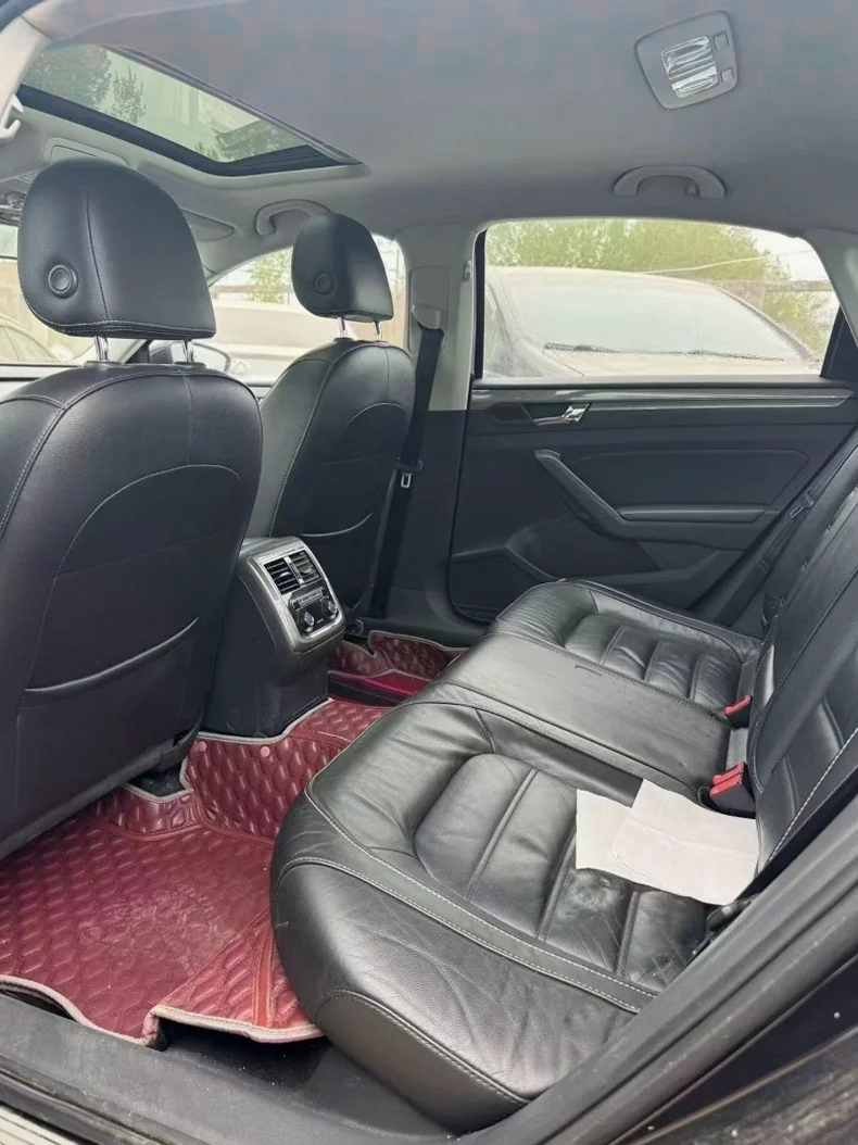 大众帕萨特 后面外观二