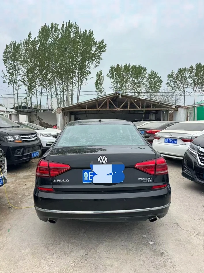 大众帕萨特 内饰前排