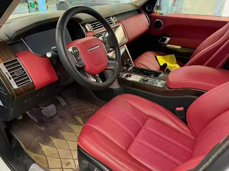 路虎揽胜 后面外观一