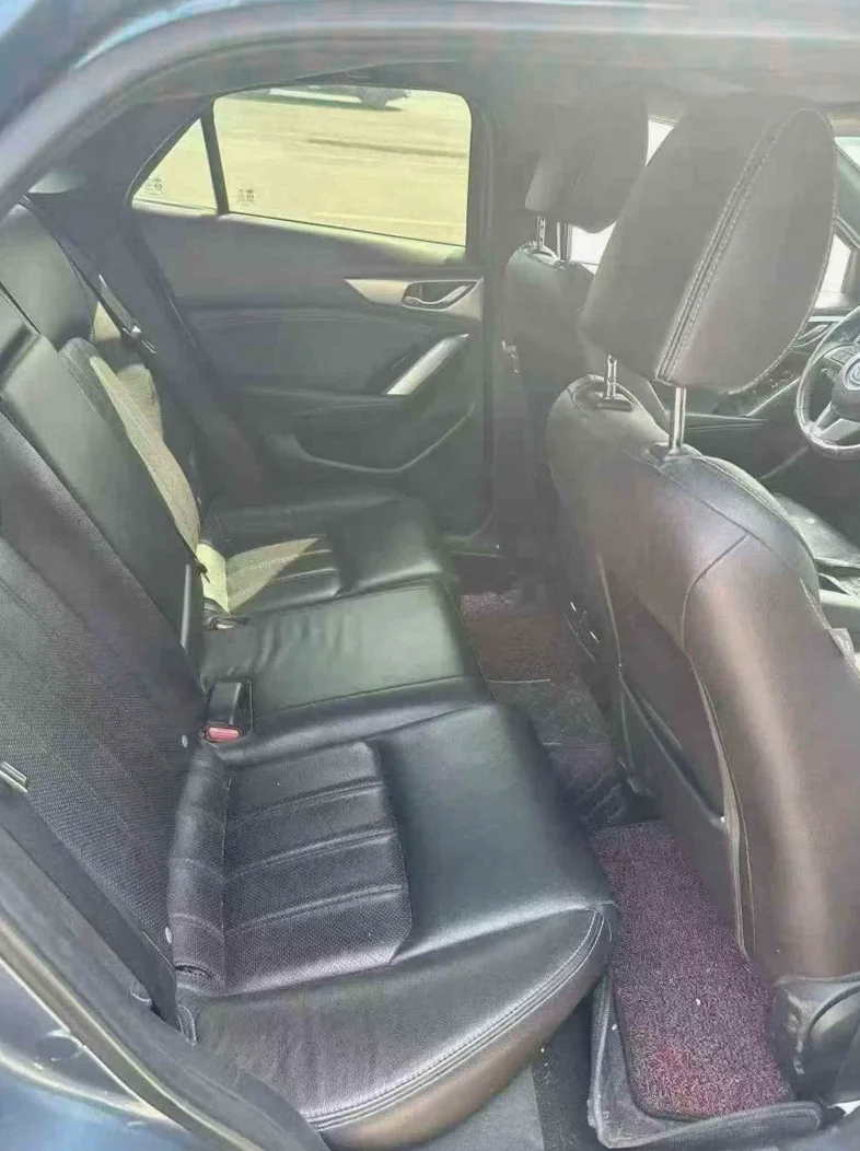 马自达CX-4 后面外观二