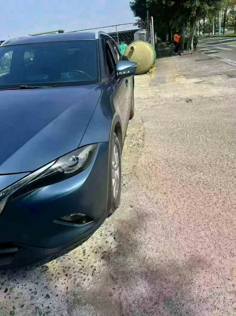 马自达CX-4 正面外观三