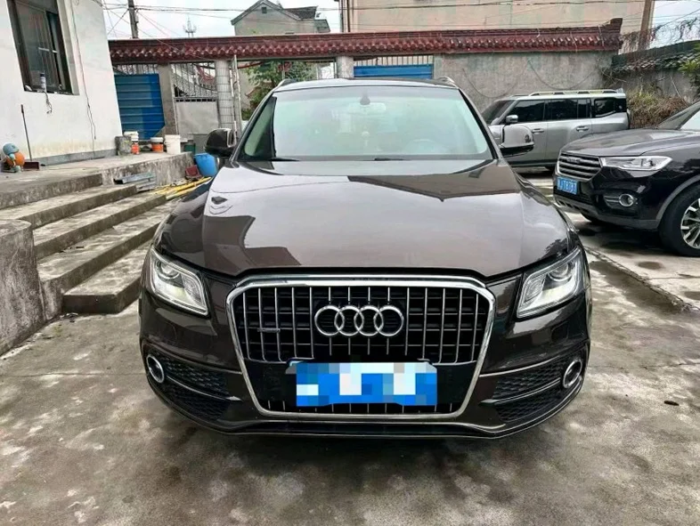 18年奥迪Q5 2.0T四驱高配