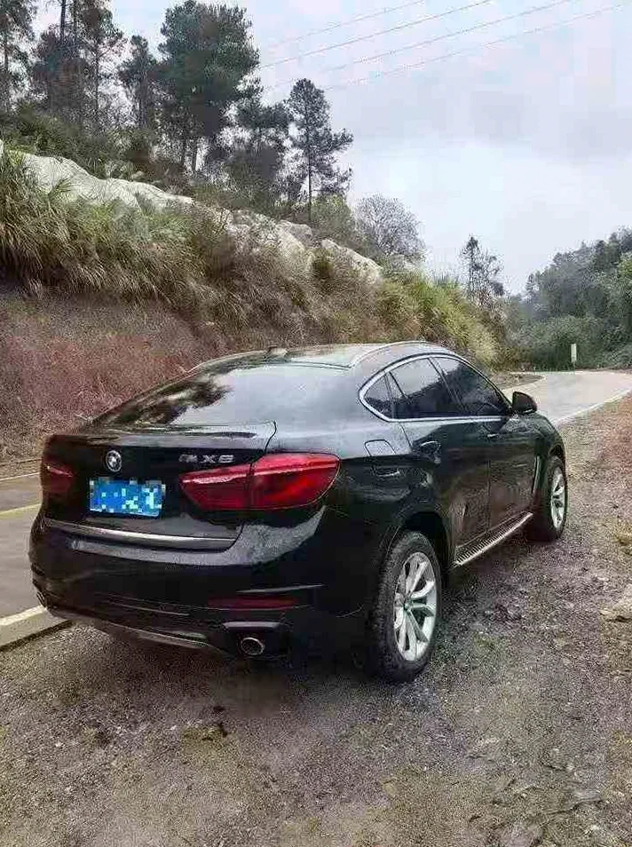 宝马X6 内饰前排