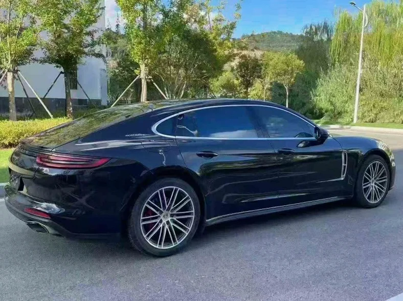 保时捷帕拉梅拉 内饰前排