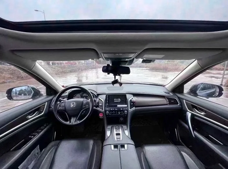 本田冠道 正面外观二