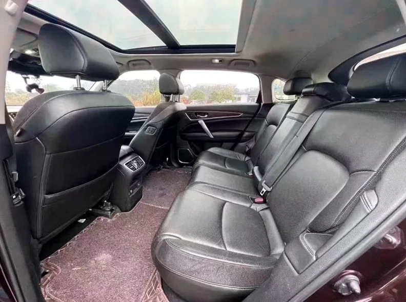 本田冠道 后面外观一