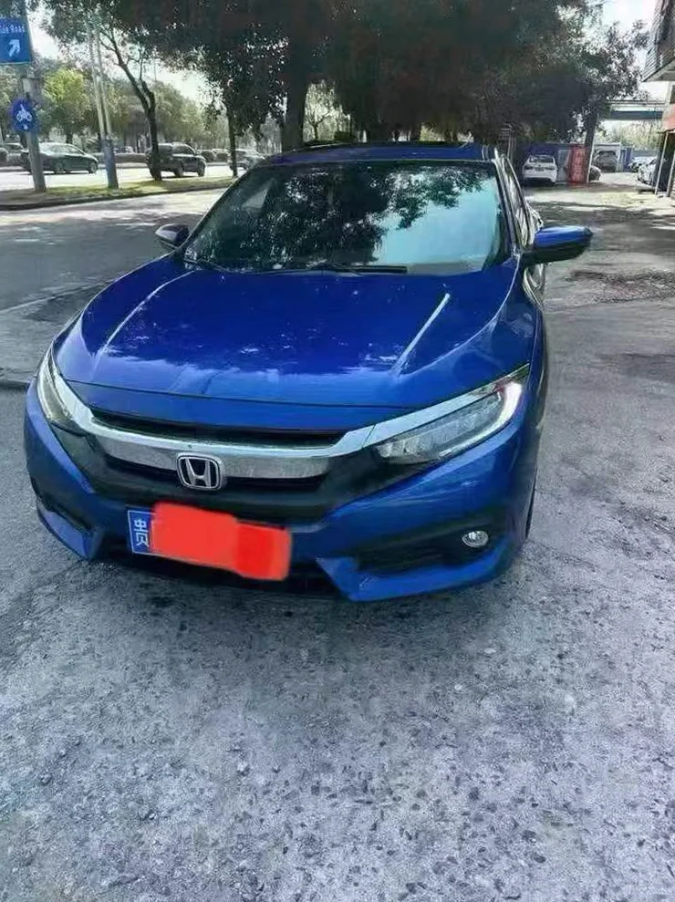 本田思域 正面外观三