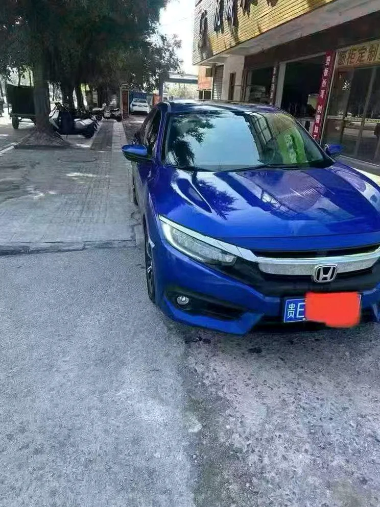 本田思域 正面外观二