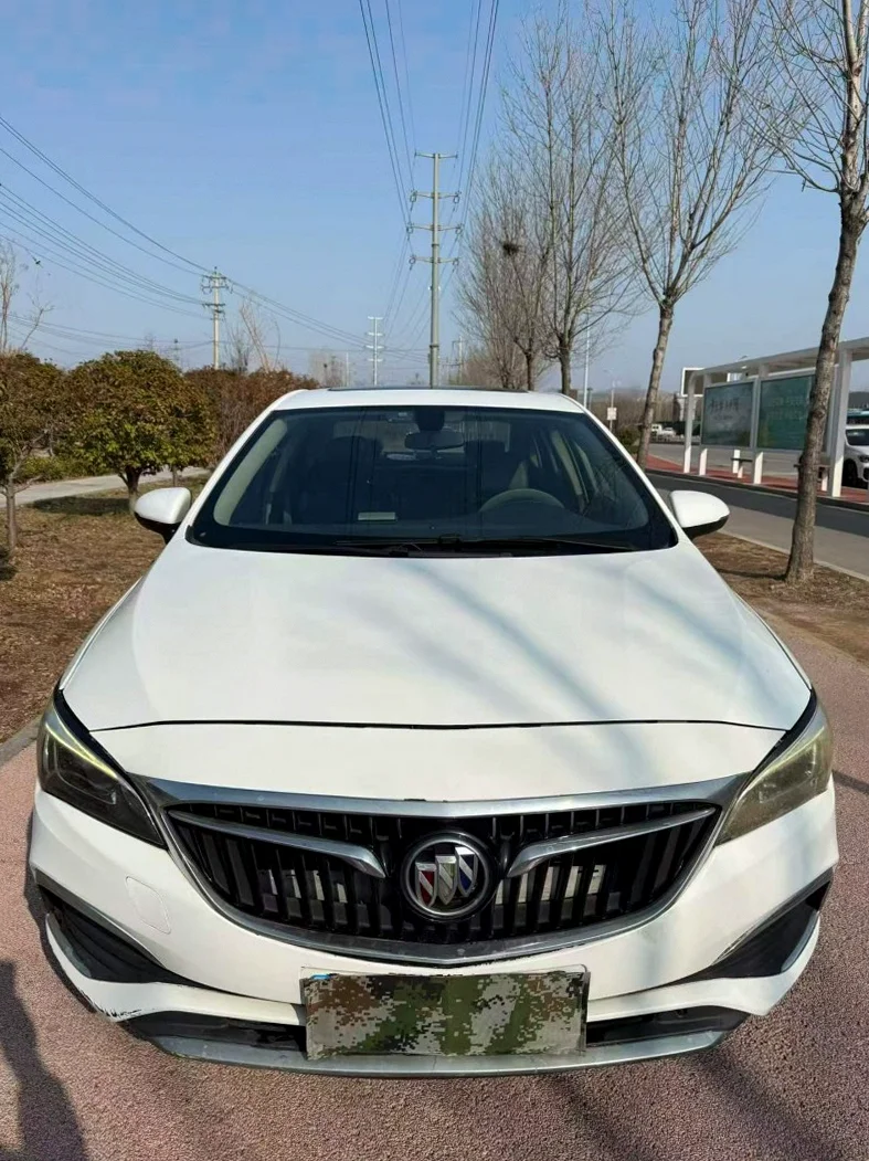 18年别克威朗1.5自动高配