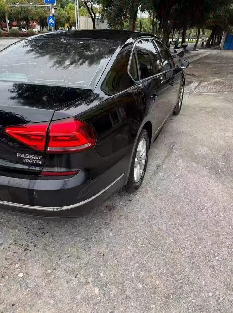 大众帕萨特 内饰前排