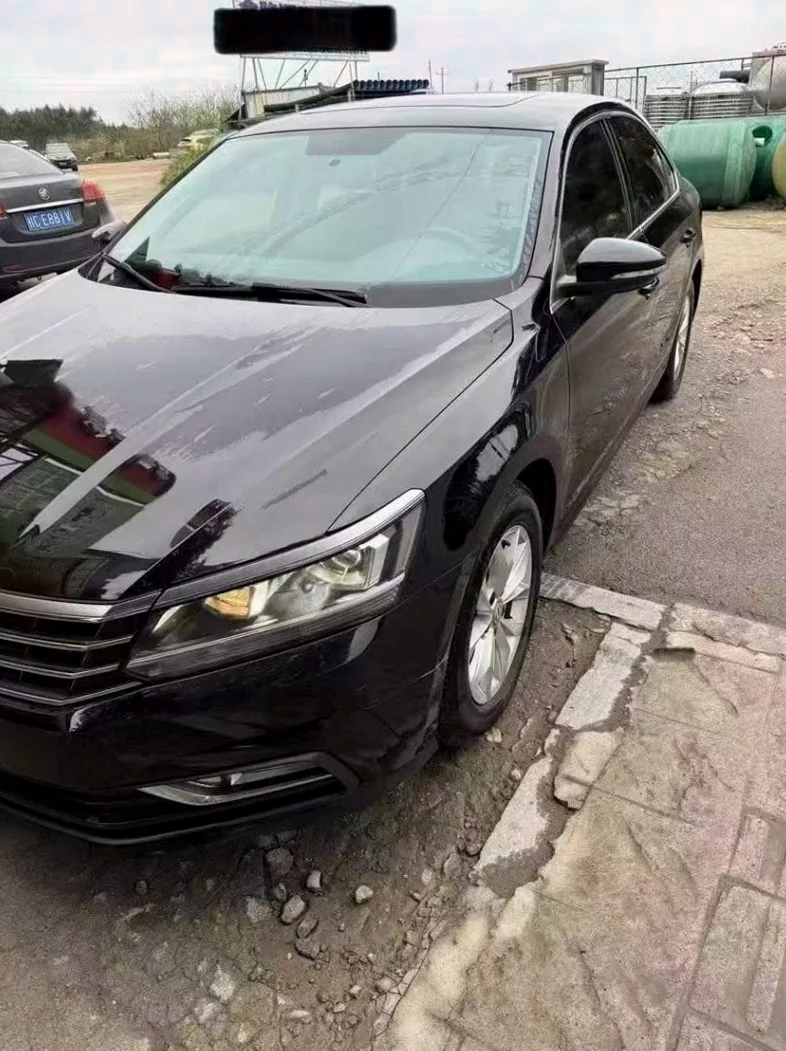 大众帕萨特 正面外观二