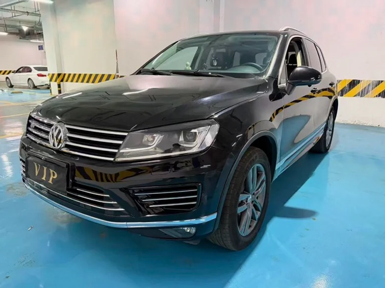 大众途锐 正面外观三