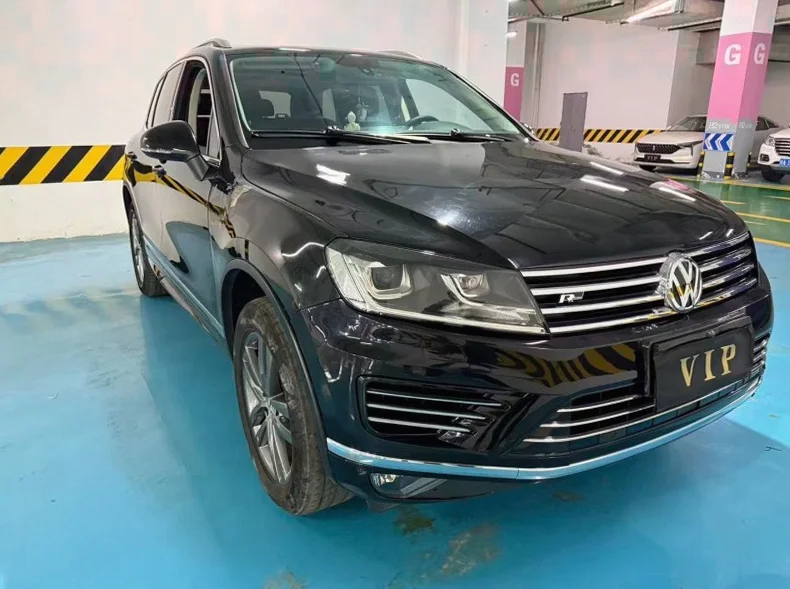 大众途锐 正面外观二