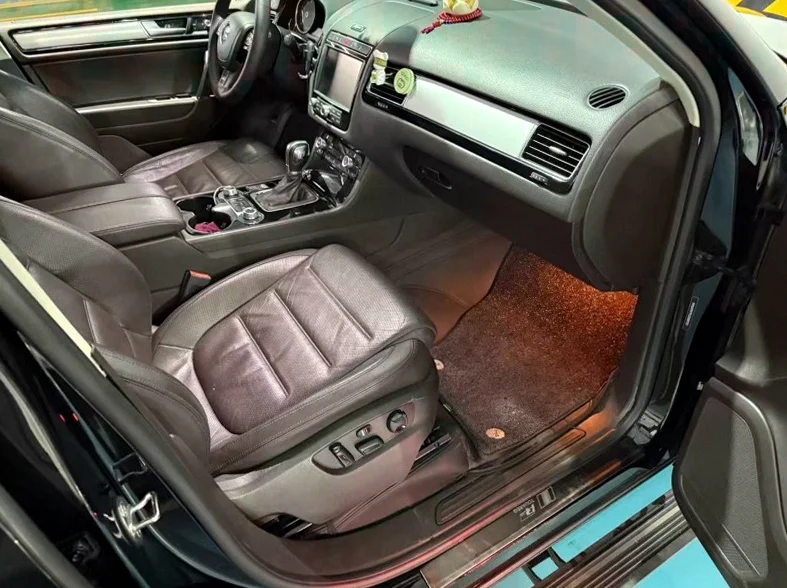 大众途锐 后面外观三