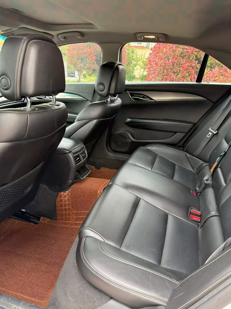 凯迪拉克ATS-L 后面外观二