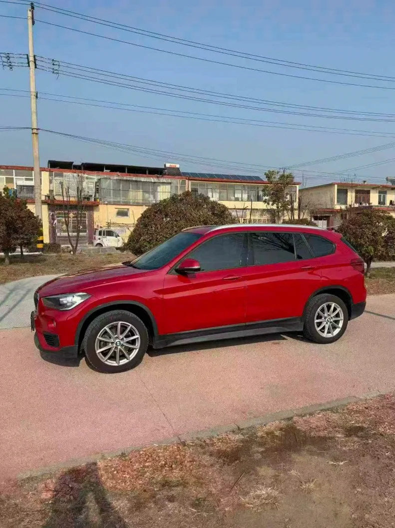 X1宝马 正面外观二