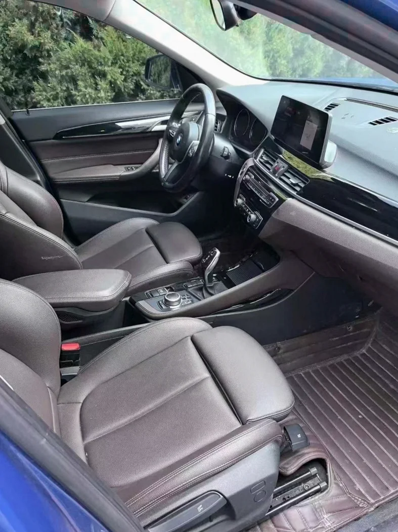 X1宝马 内饰前排