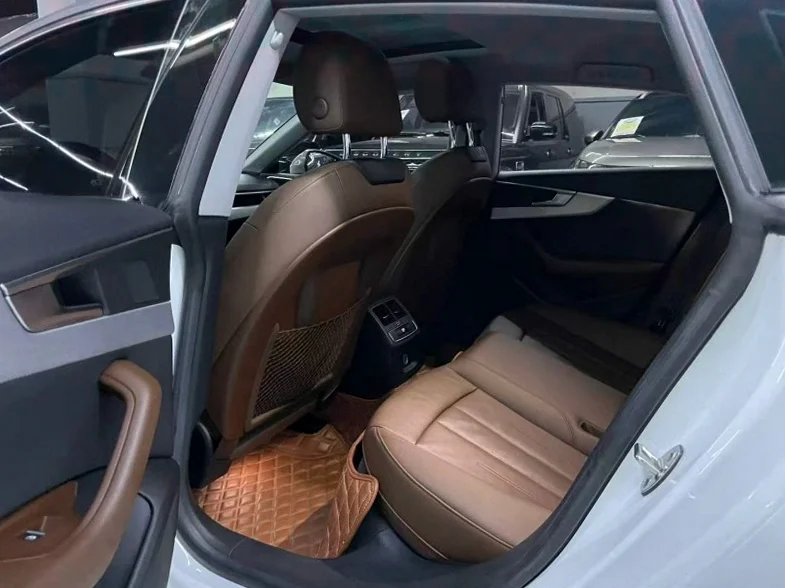 奥迪A5 后面外观二