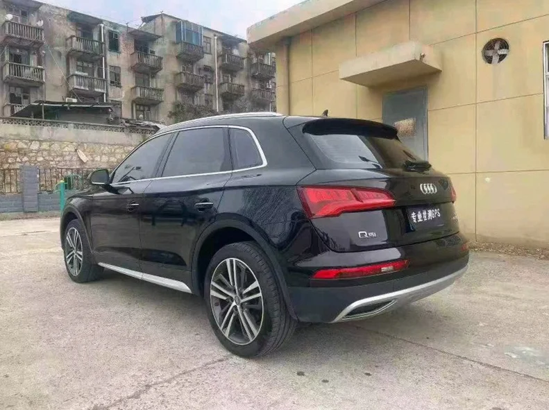 奥迪Q5 后面外观一