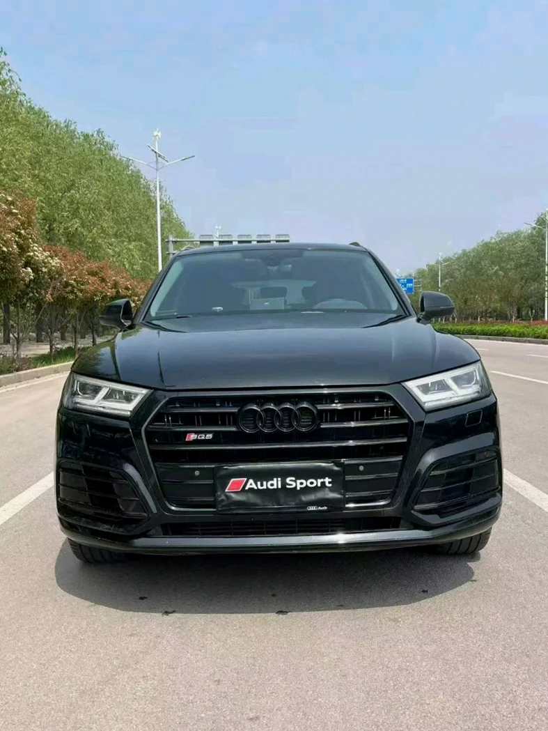 19年奥迪Q5L 45TFSI四驱高功率尊享时尚版顶配