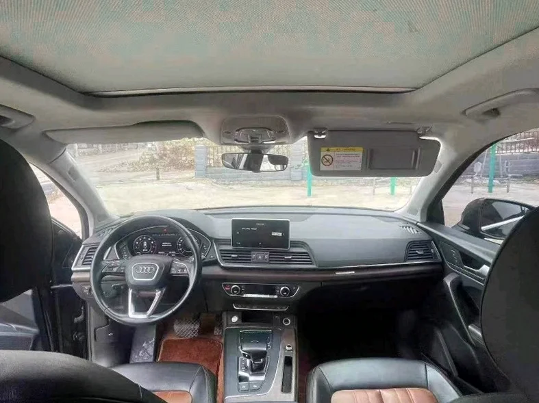 奥迪Q5 内饰后排