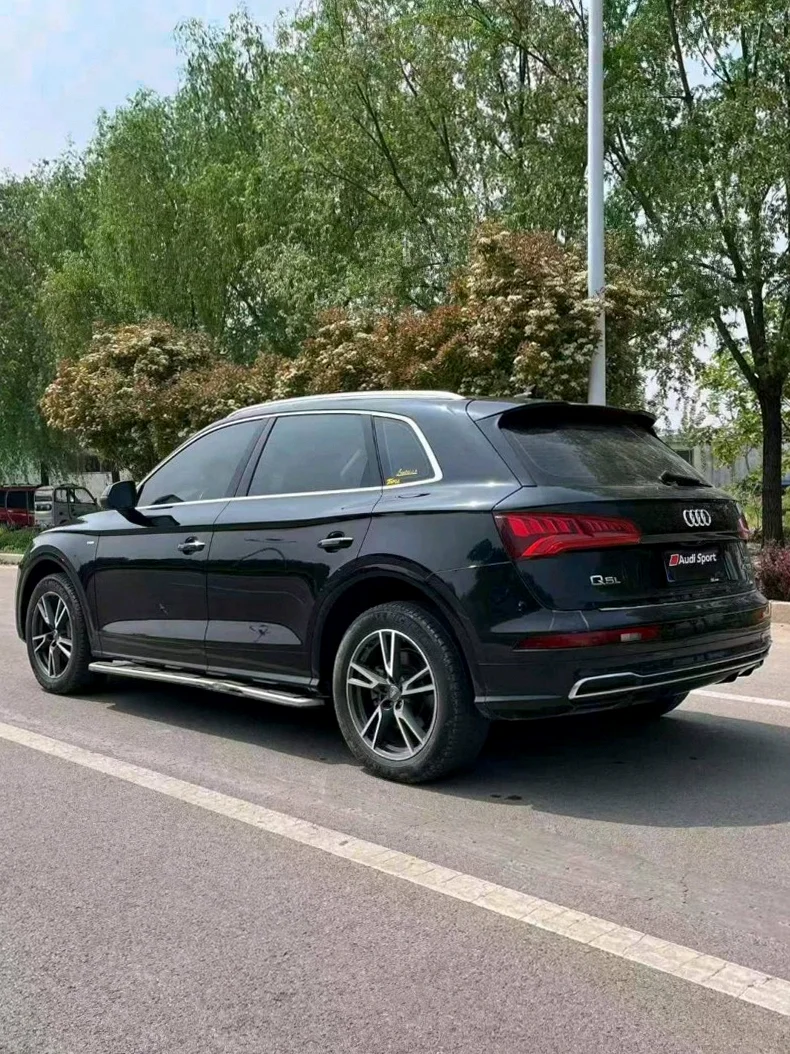 奥迪Q5 后面外观一