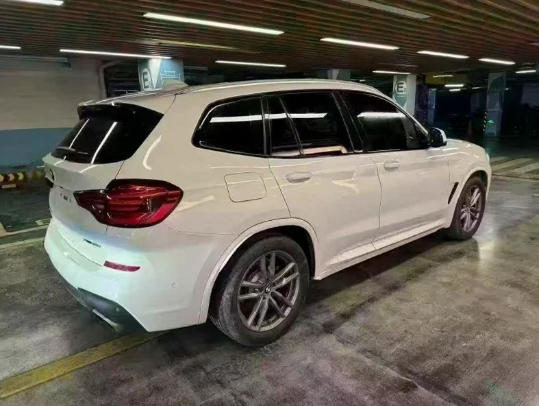 宝马X3 内饰后排