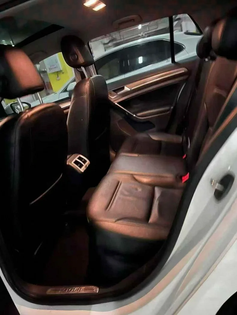 大众高尔夫 后面外观一