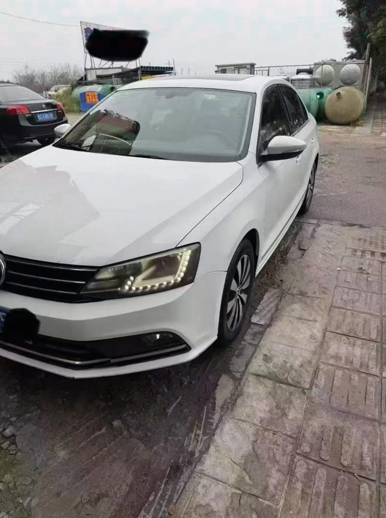 大众速腾 正面外观三