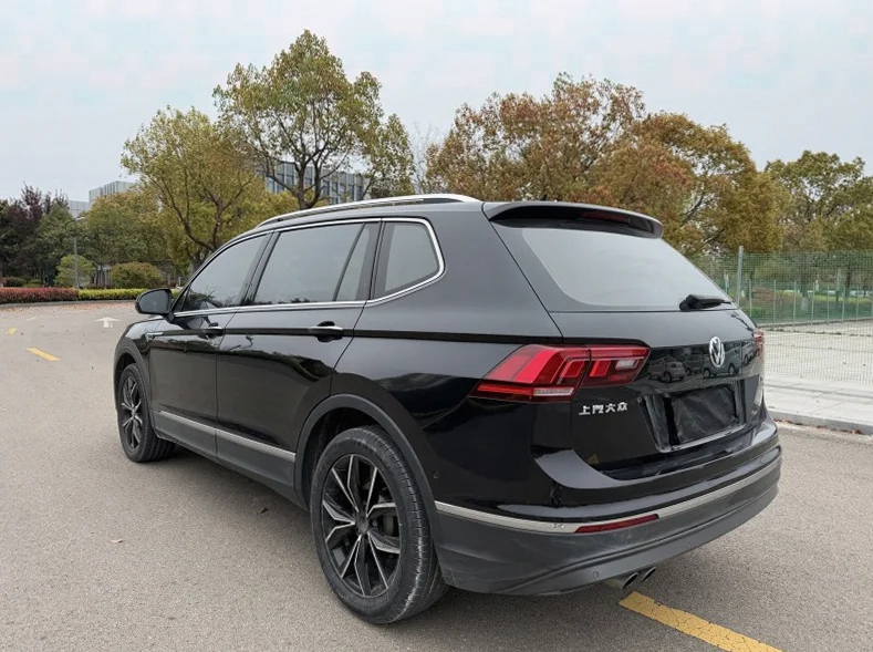 大众途观 驾驶室