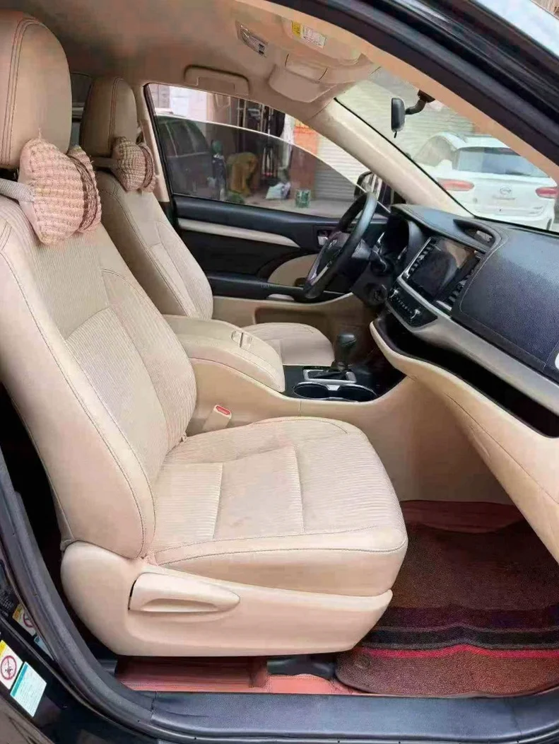 丰田汉兰达 后面外观三