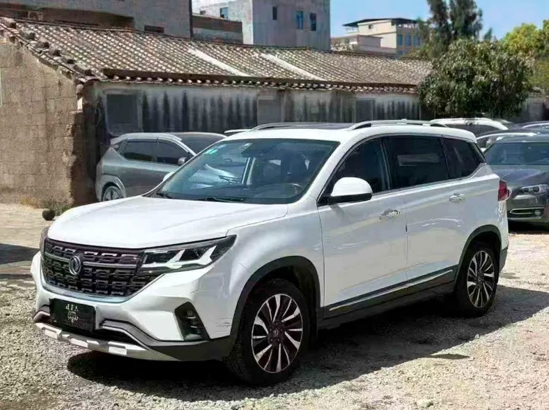 风行东风 正面外观三