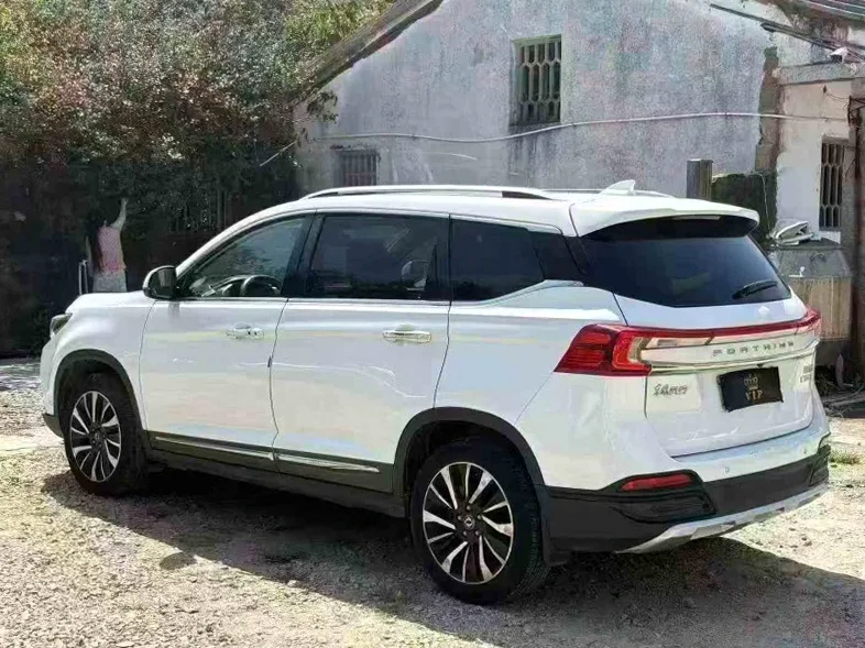 风行东风 内饰前排