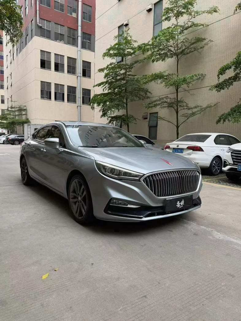 红旗H5 正面外观二