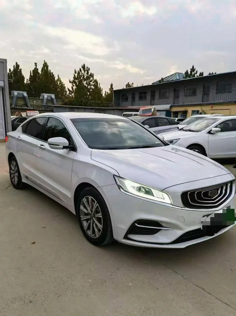 吉利博瑞 正面外观二