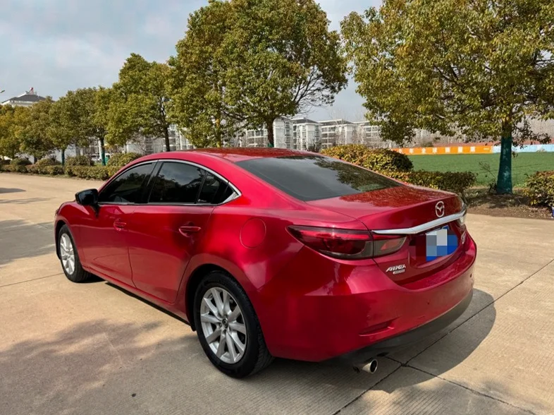 马自达阿特兹 后面外观一