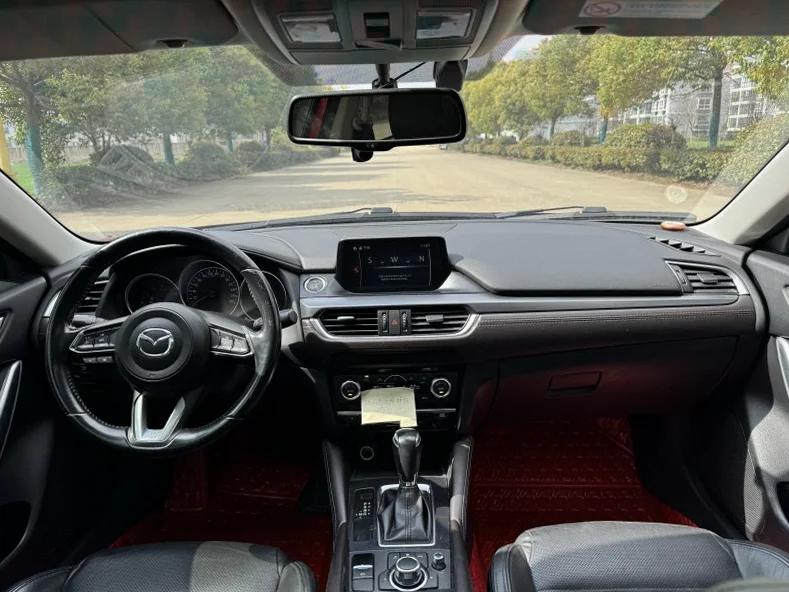 马自达阿特兹 内饰后排