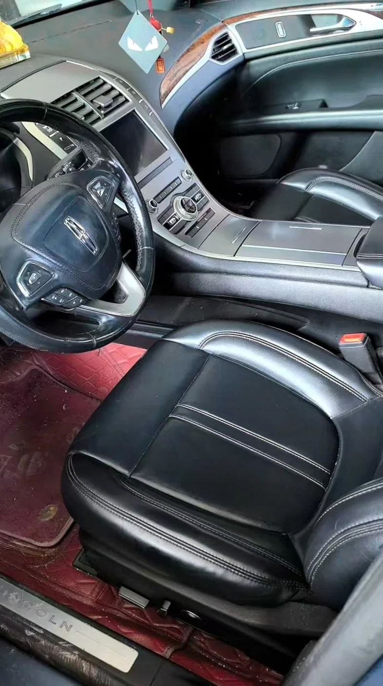 林肯MKZ 后面外观二