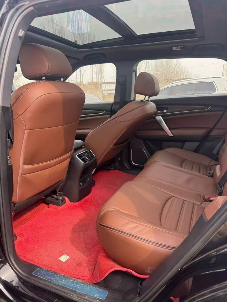 本田URV 内饰前排