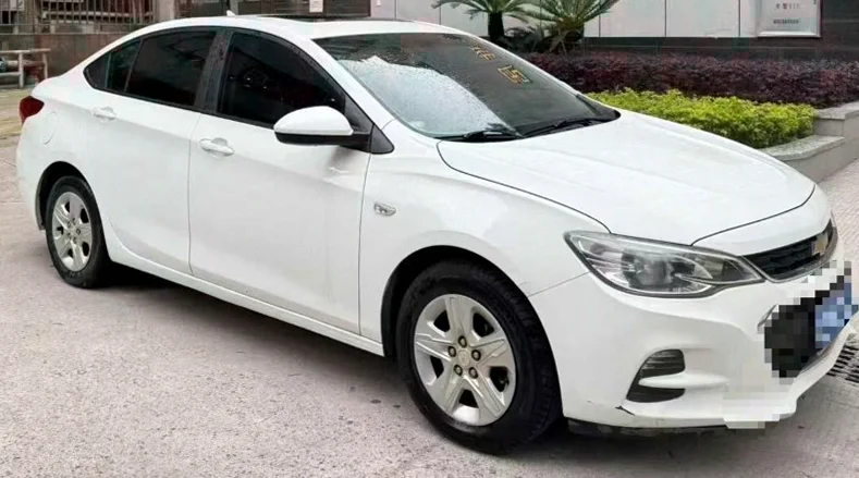 雪佛兰科沃兹 正面外观三