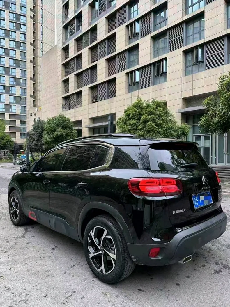 雪铁龙C5 内饰前排