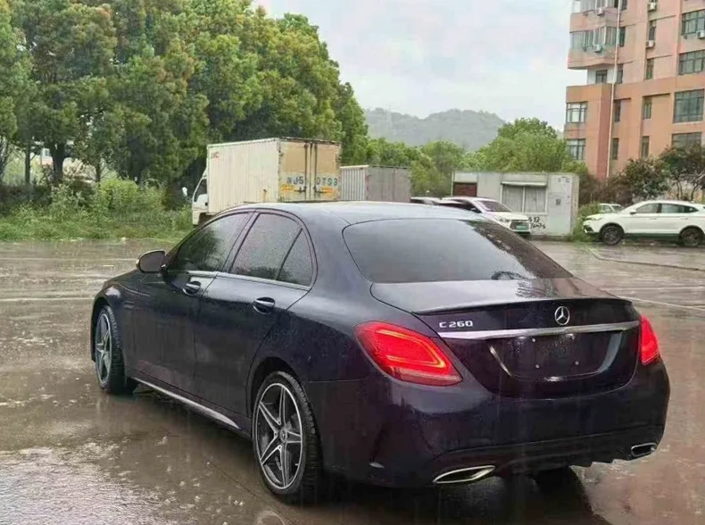 奔驰C 内饰前排