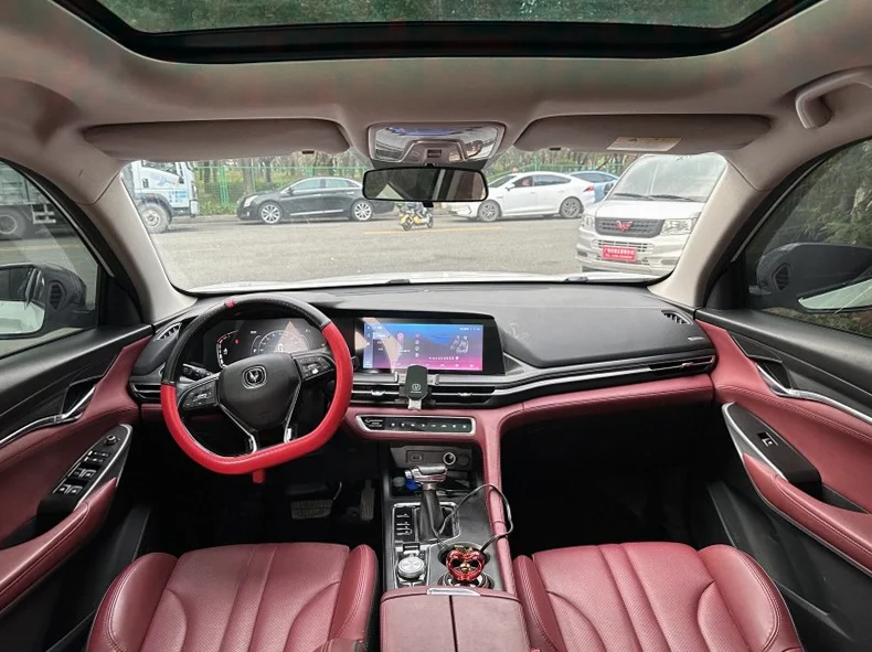 长安汽车CS75 后面外观一