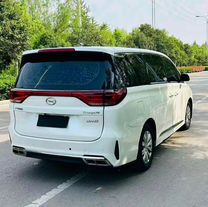 传祺M8 内饰后排