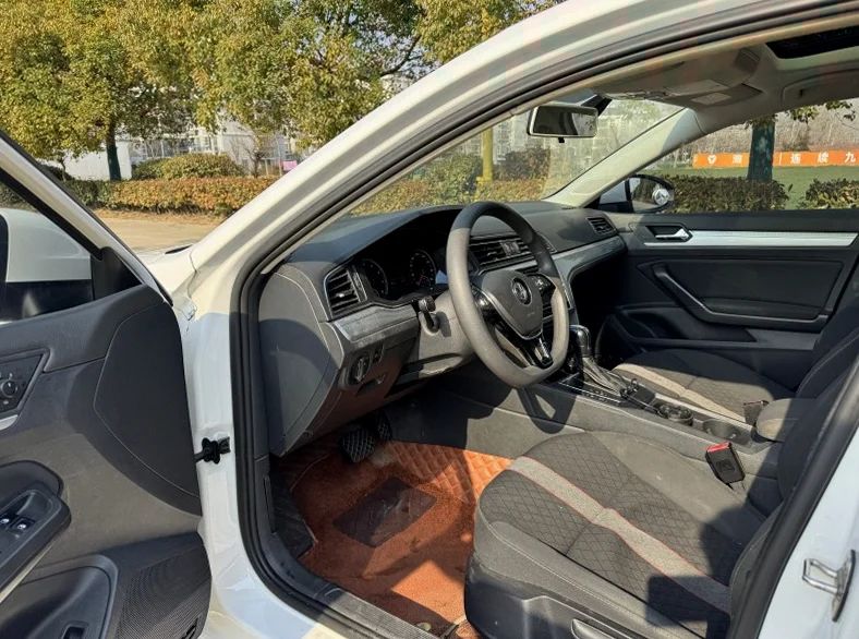 大众凌渡 后面外观三