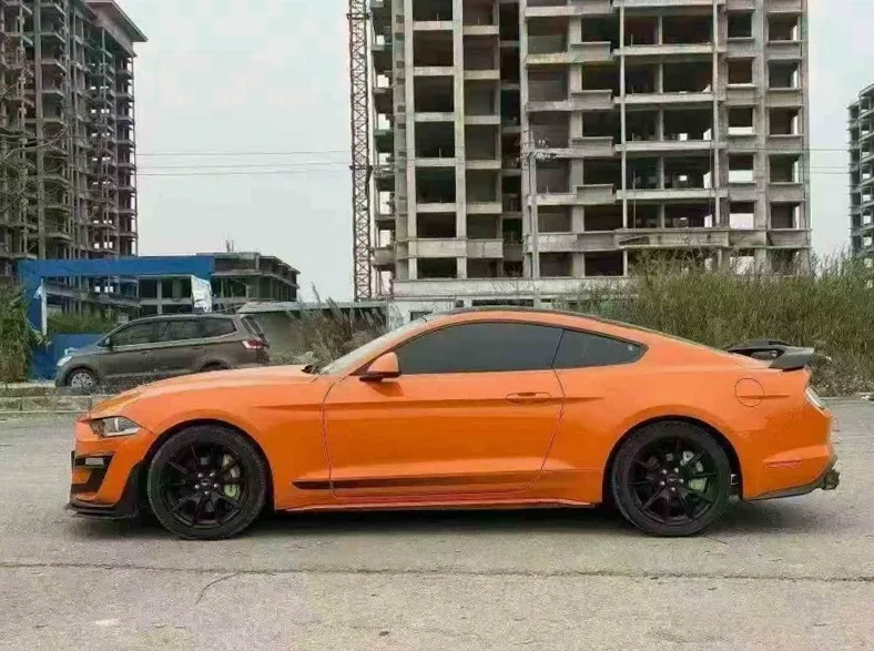 福特野马 后面外观二